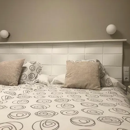 Apartment Castellana Jardin 1 Y 2 Parking Y Piscina Gratis!!