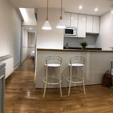 Apartment Castellana Jardin 1 Y 2 Parking Y Piscina Gratis!! *