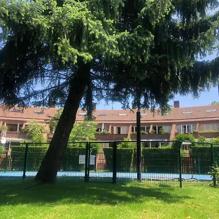 Castellana Jardin 1 Y 2 Parking Y Piscina Gratis!!