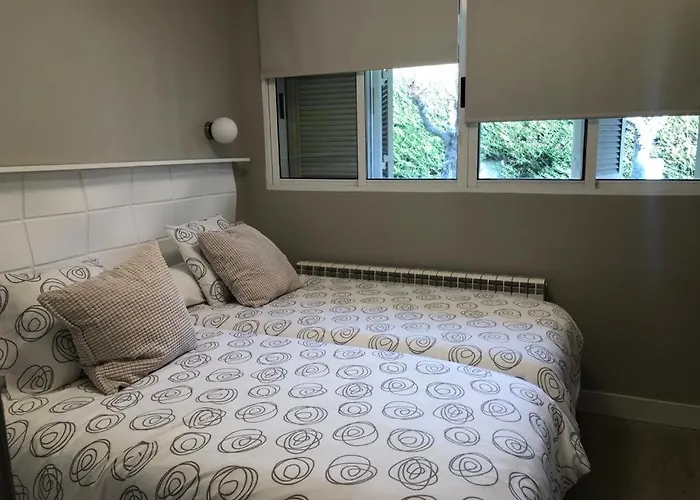 Castellana Jardin 1 Y 2 Parking Y Piscina Gratis!! アパート Burgo