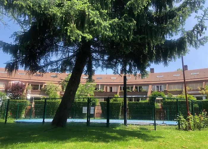 Castellana Jardin 1 Y 2 Parking Y Piscina Gratis!!