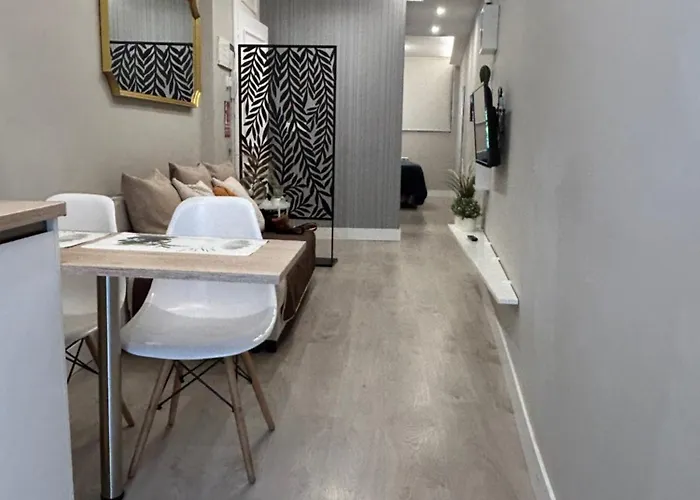 Castellana Jardin 1 Y 2 Parking Y Piscina Gratis!!